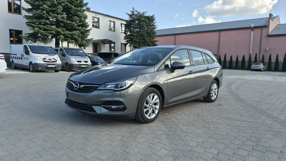 OPEL Astra -