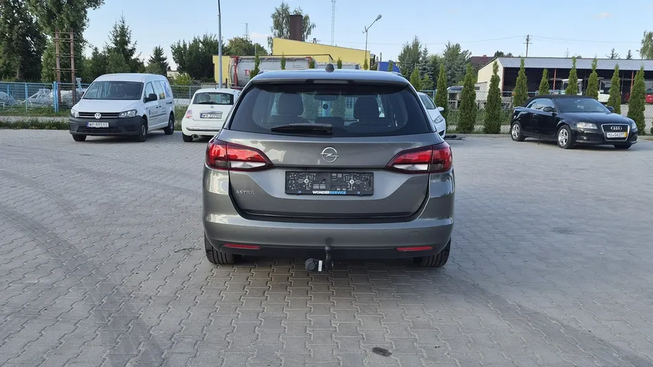 OPEL Astra -