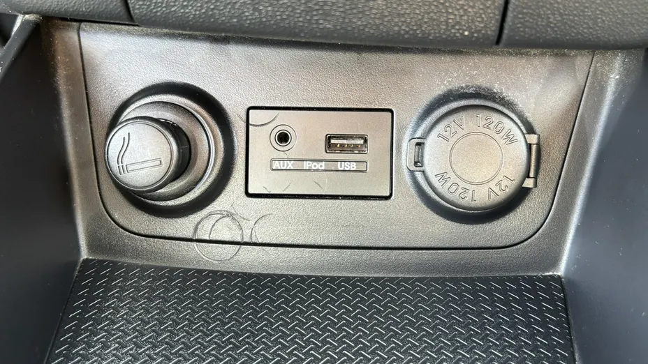 HYUNDAI i30 -