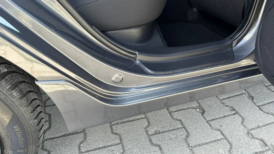 HYUNDAI i30 -