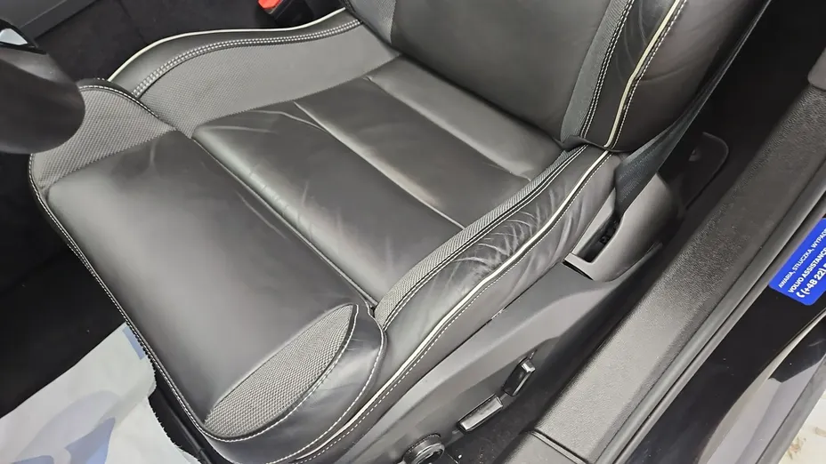 VOLVO S60 -