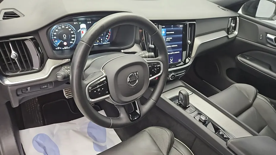 VOLVO S60 -