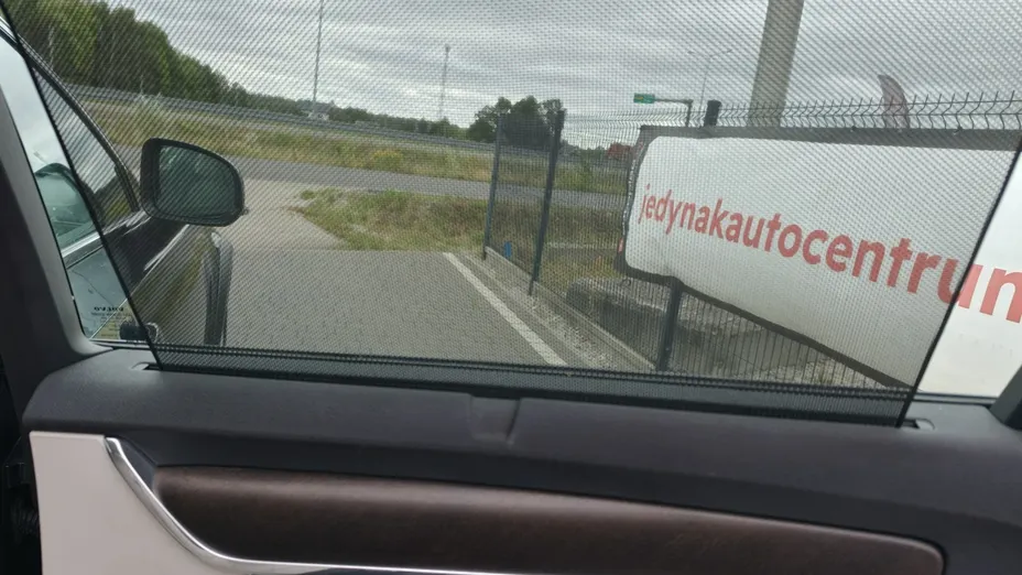 VOLVO V90 -
