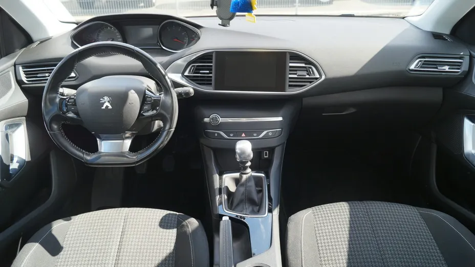 PEUGEOT 308 -