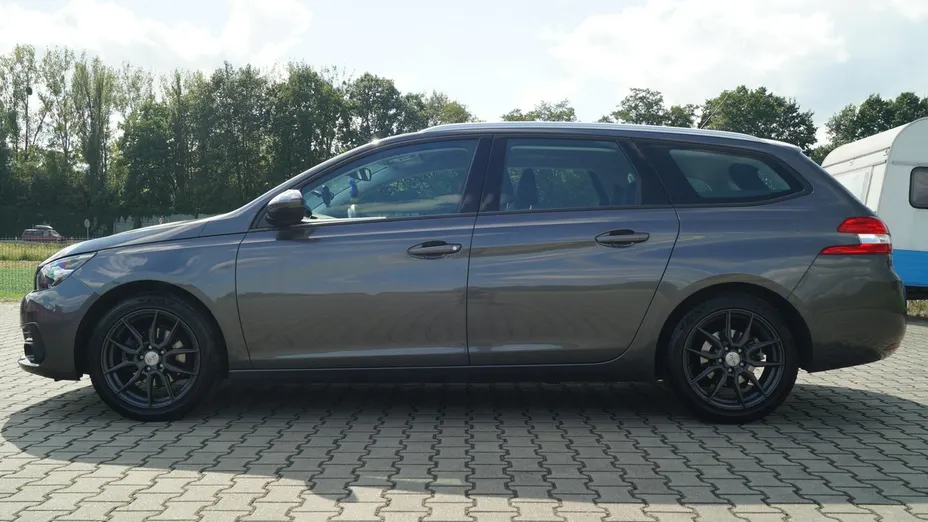 PEUGEOT 308 -