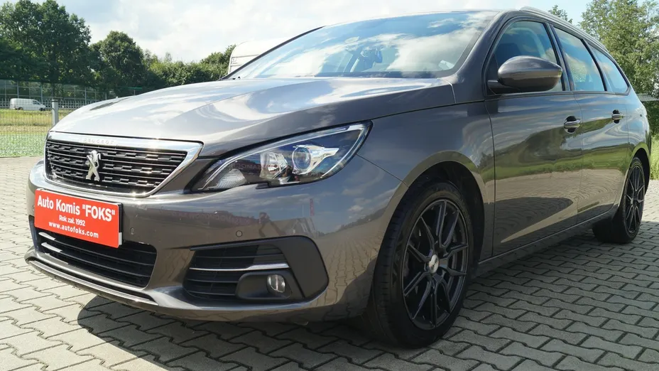 PEUGEOT 308 -
