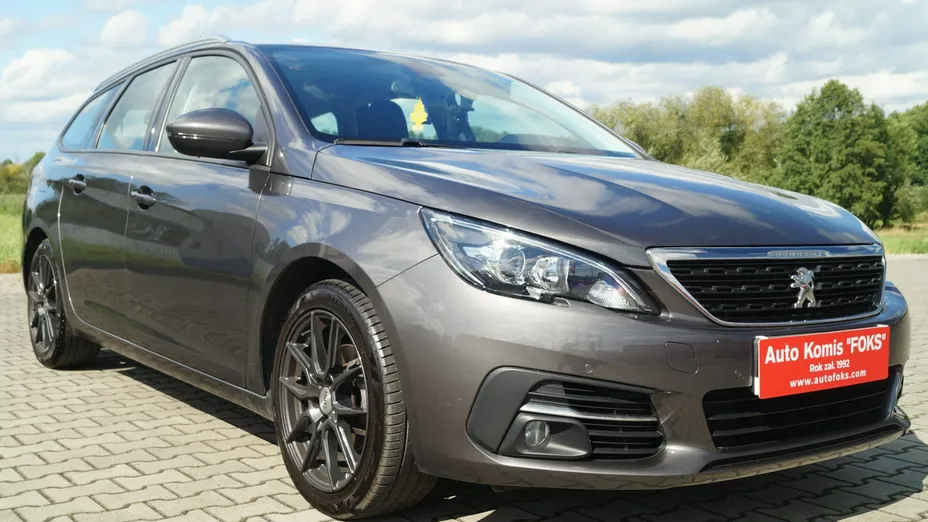 PEUGEOT 308 -