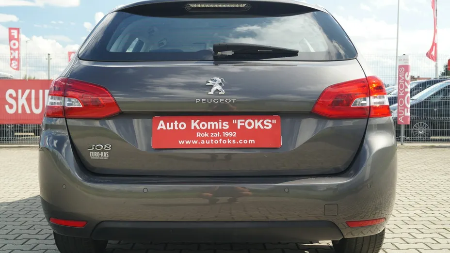 PEUGEOT 308 -