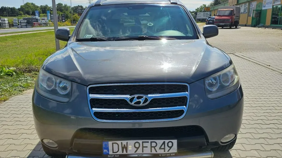 HYUNDAI Santa Fe -