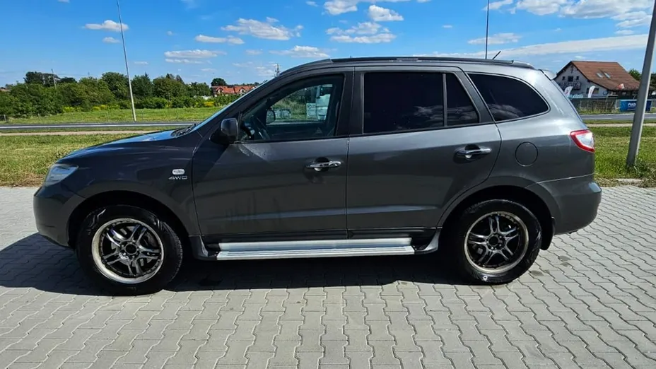HYUNDAI Santa Fe -