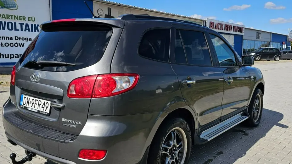 HYUNDAI Santa Fe -