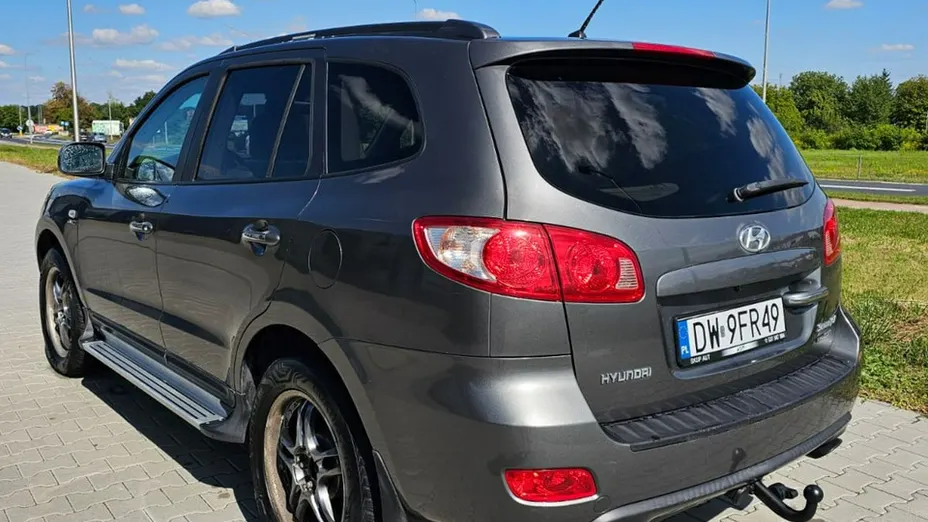 HYUNDAI Santa Fe -