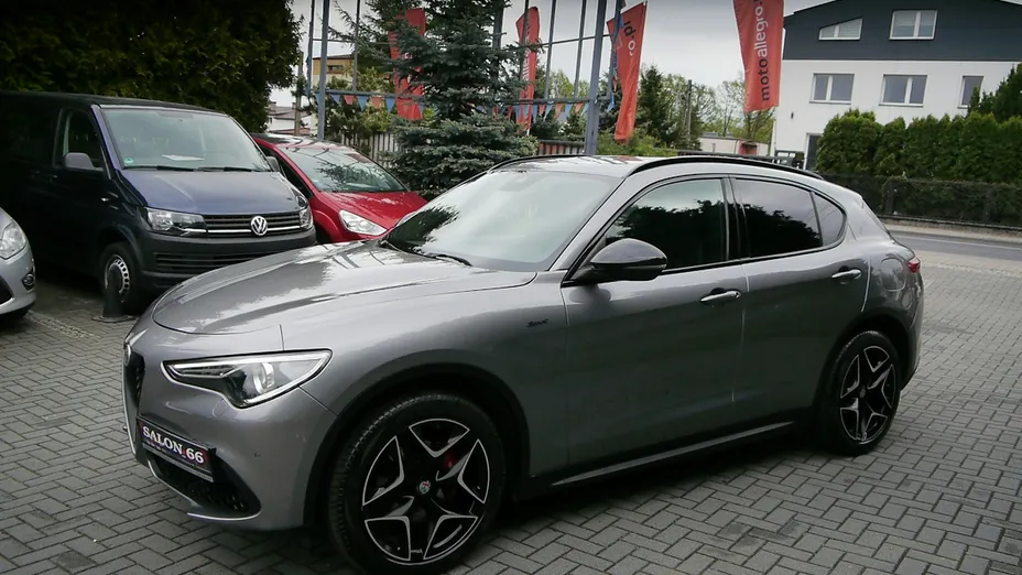 ALFA ROMEO Stelvio -