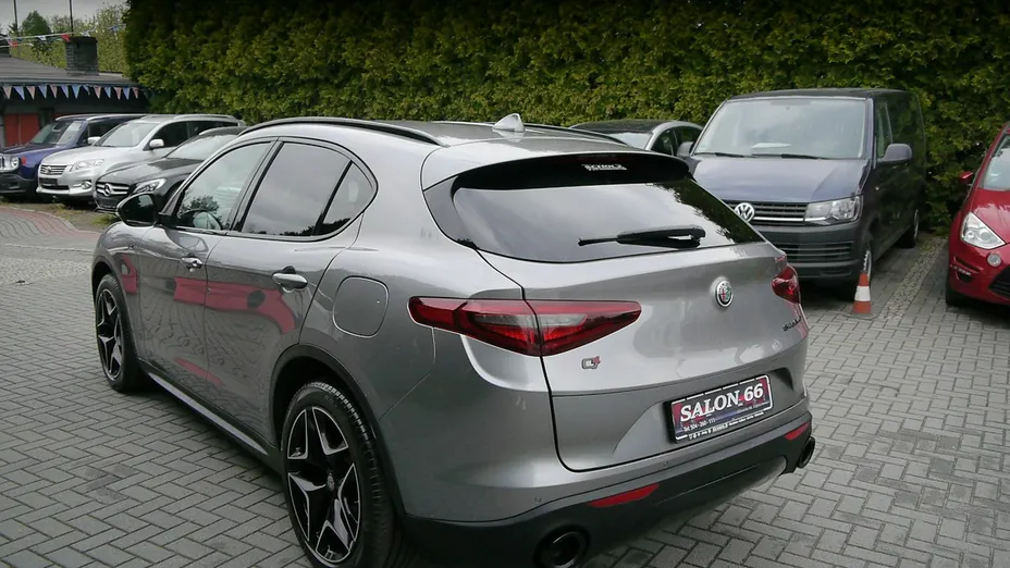 ALFA ROMEO Stelvio -