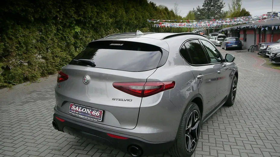 ALFA ROMEO Stelvio -
