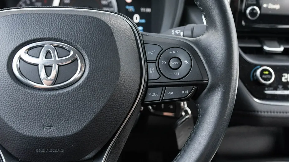 TOYOTA Corolla -