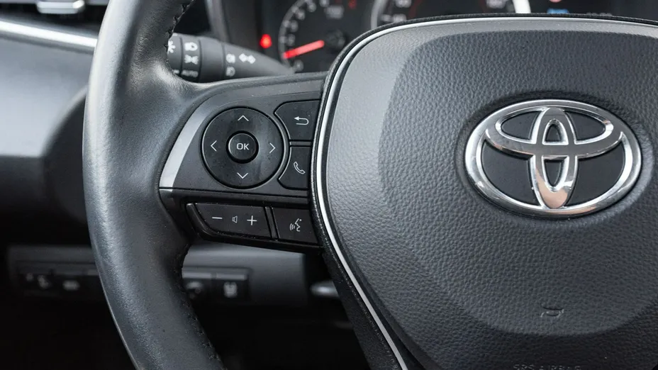 TOYOTA Corolla -