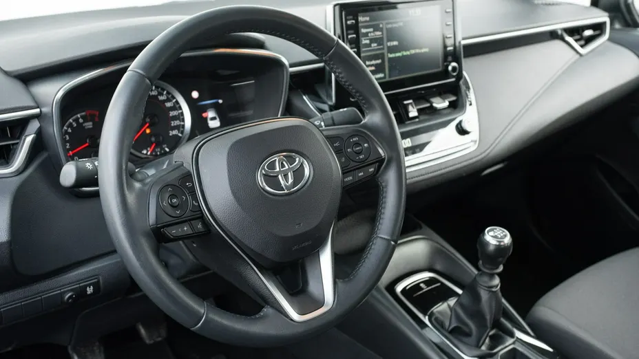 TOYOTA Corolla -