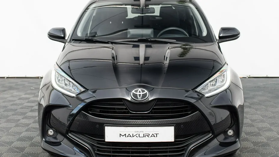 TOYOTA Yaris -