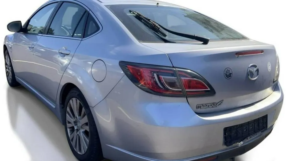 MAZDA 6 -