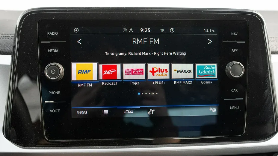 VOLKSWAGEN T-ROC -