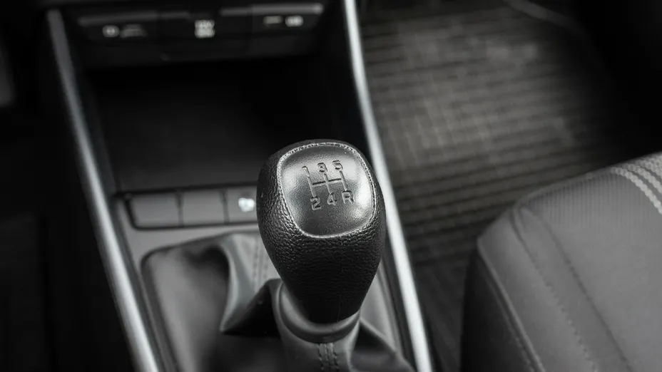 HYUNDAI i20 -
