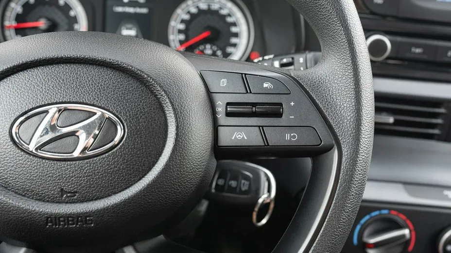 HYUNDAI i20 -
