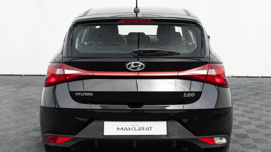 HYUNDAI i20 -