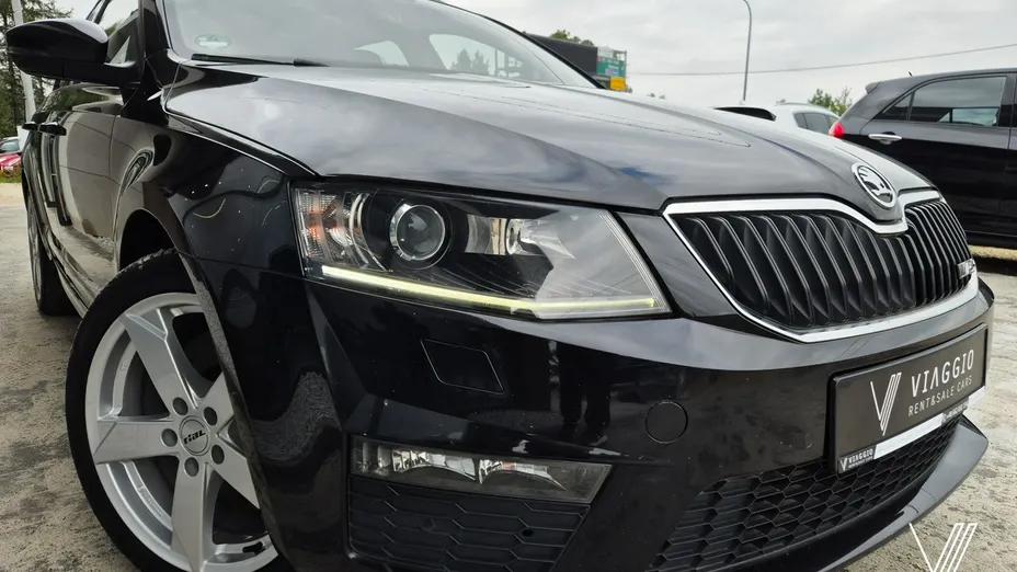 SKODA Octavia -