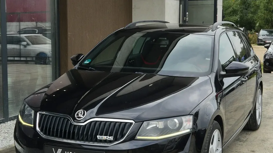 SKODA Octavia -