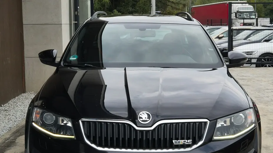 SKODA Octavia -