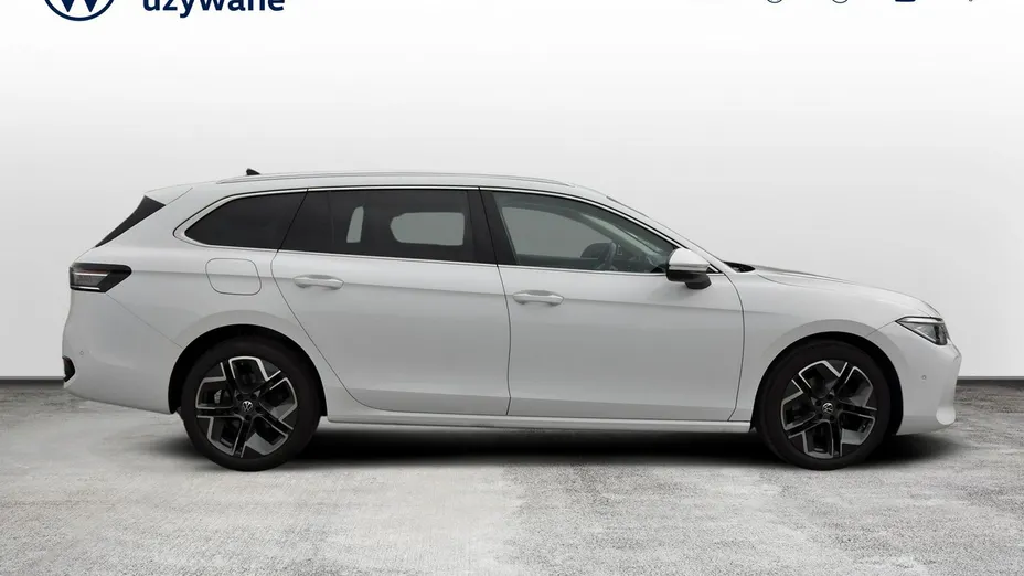 VOLKSWAGEN Passat -