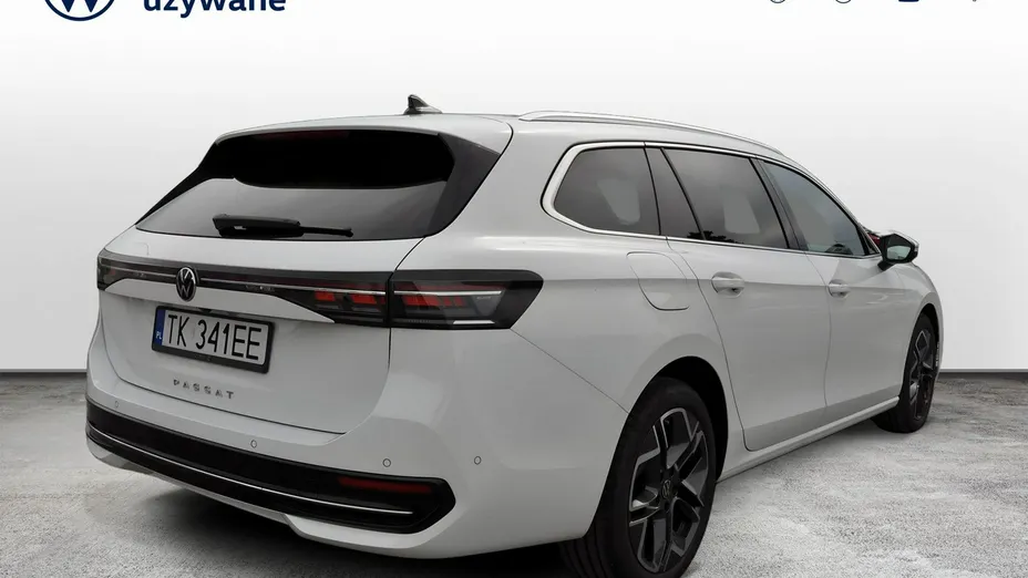 VOLKSWAGEN Passat -