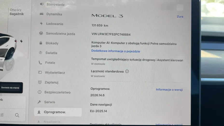 TESLA Model 3 -