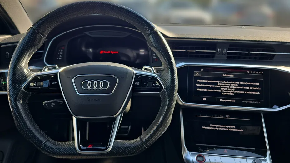 AUDI RS6 Avant -