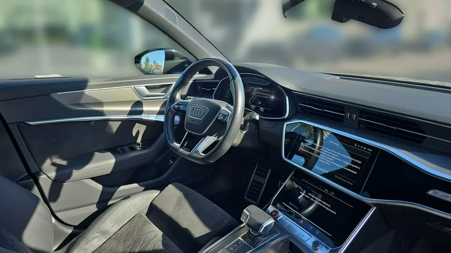 AUDI RS6 Avant -