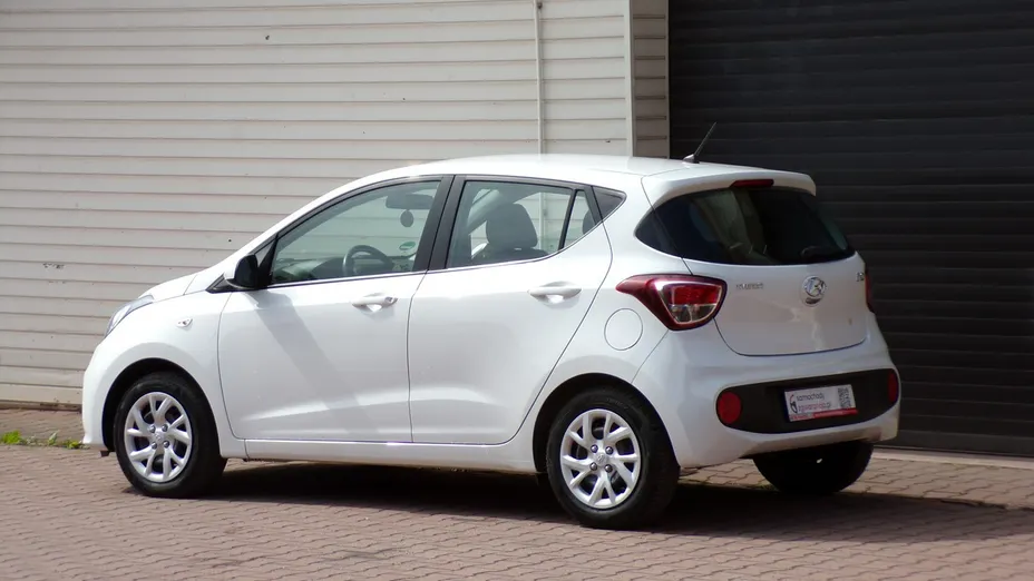 HYUNDAI i10 -