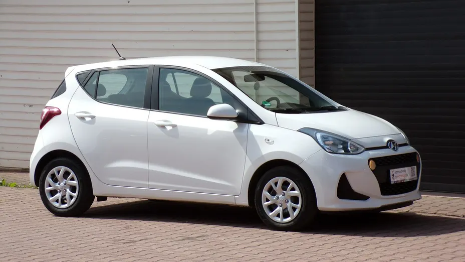 HYUNDAI i10 -
