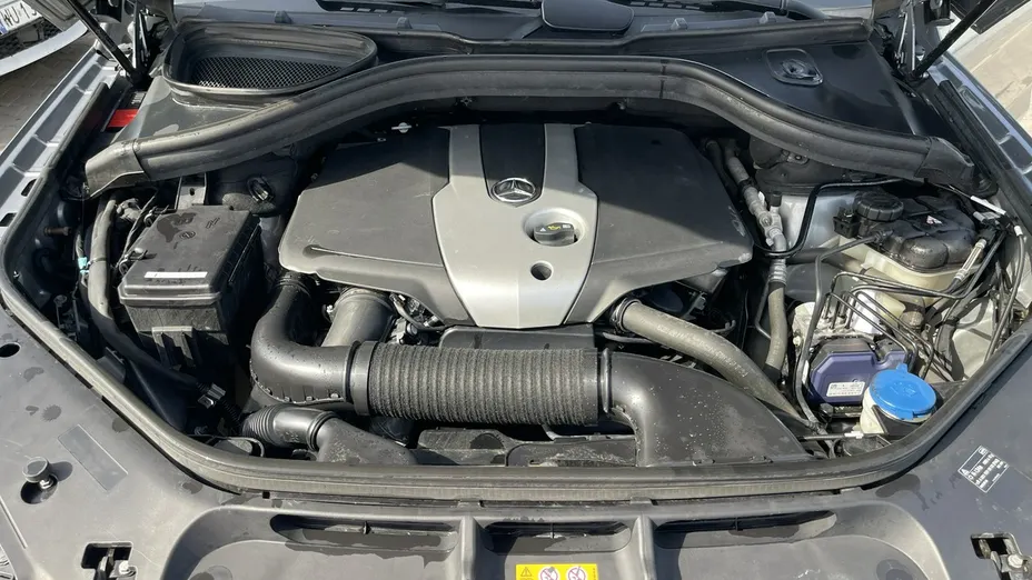 MERCEDES-BENZ ML -