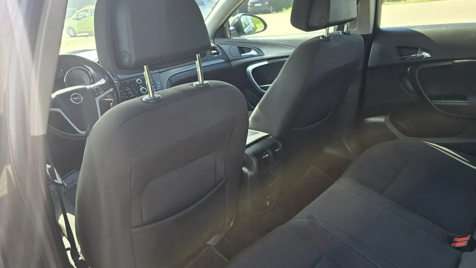 OPEL Insignia -