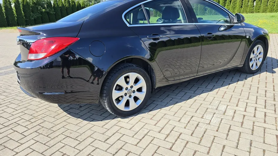 OPEL Insignia -