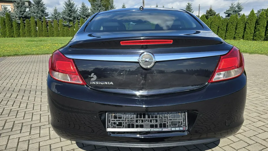 OPEL Insignia -