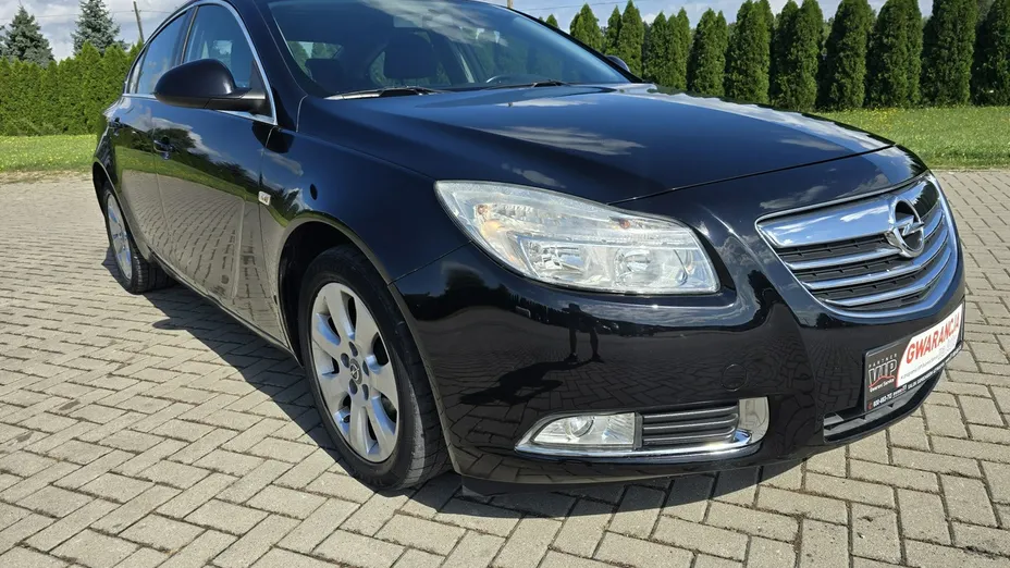 OPEL Insignia -