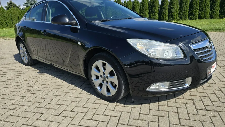 OPEL Insignia -
