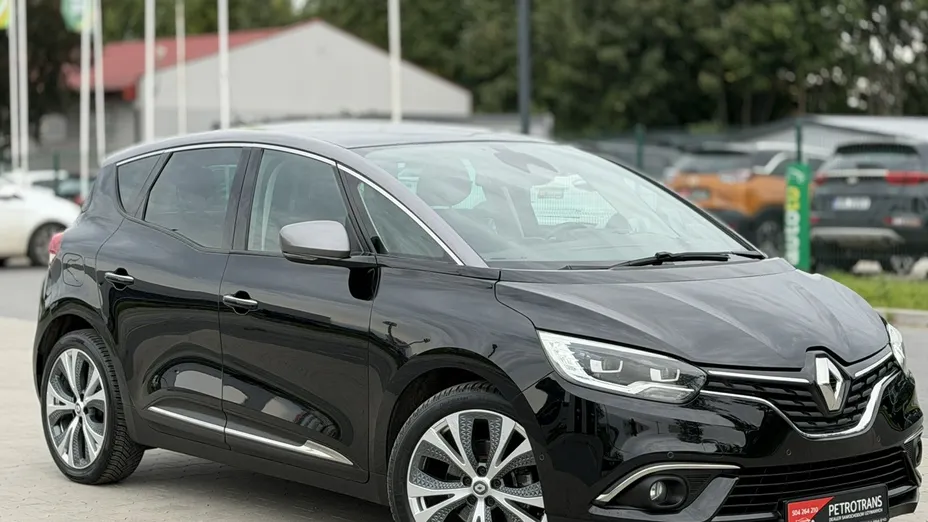 RENAULT Scenic -