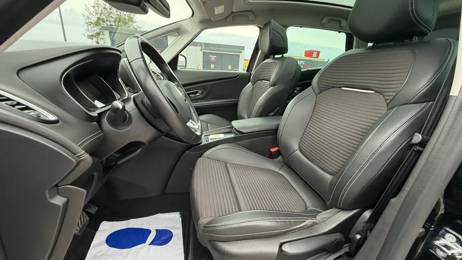 RENAULT Scenic -