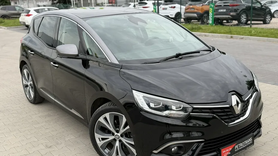 RENAULT Scenic -