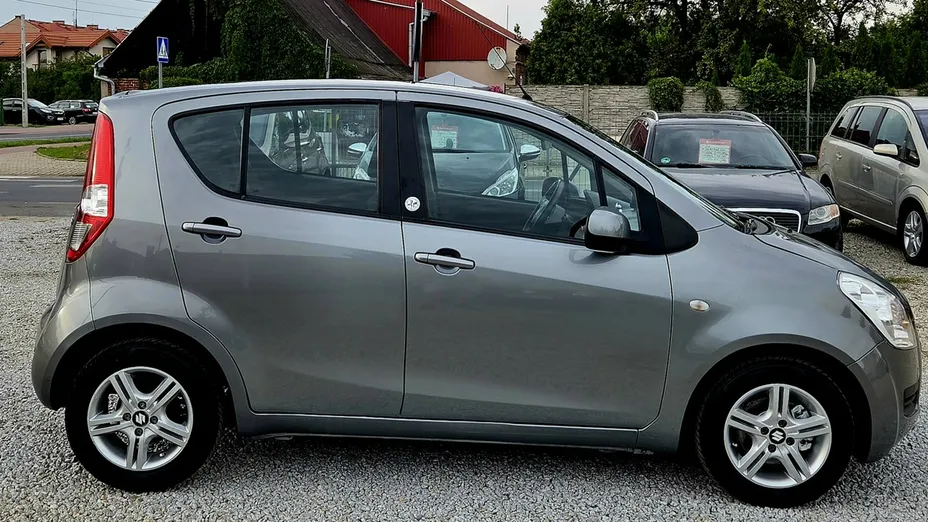 SUZUKI Splash -