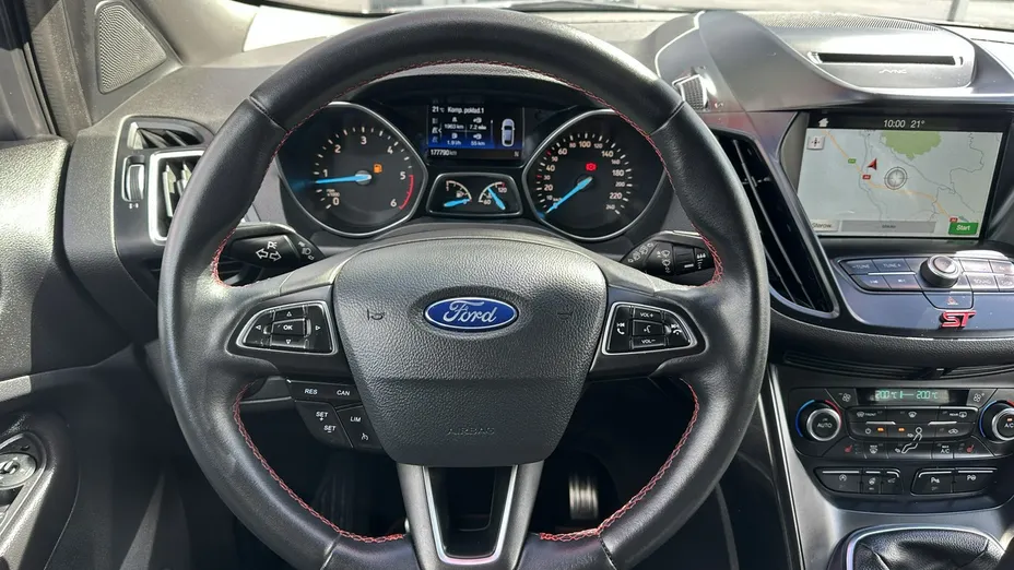 FORD Kuga -
