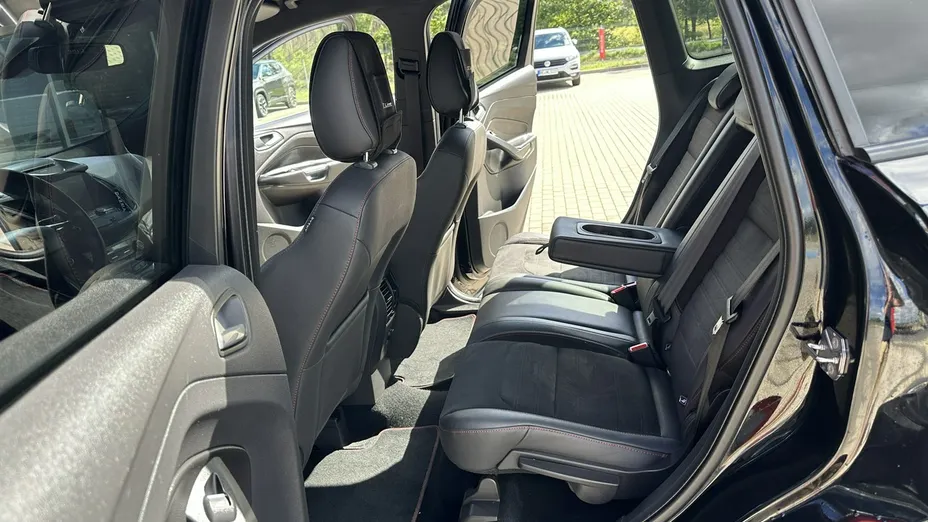 FORD Kuga -